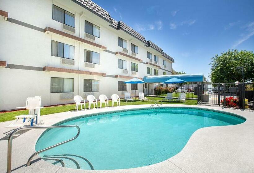 اتاق استاندارد با تخت بزرگ, Days Inn By Wyndham Woodland