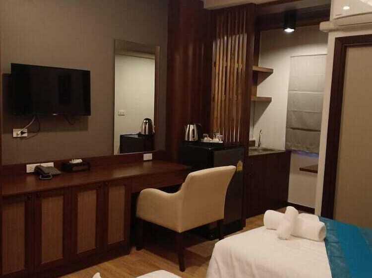 اتاق سوپریور, Lima Lanna