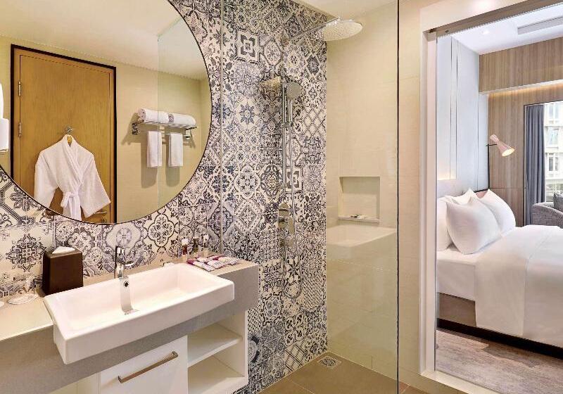 اتاق لوکس, Apa Hotel & Resort Midosuji Hommachi Eki Tower