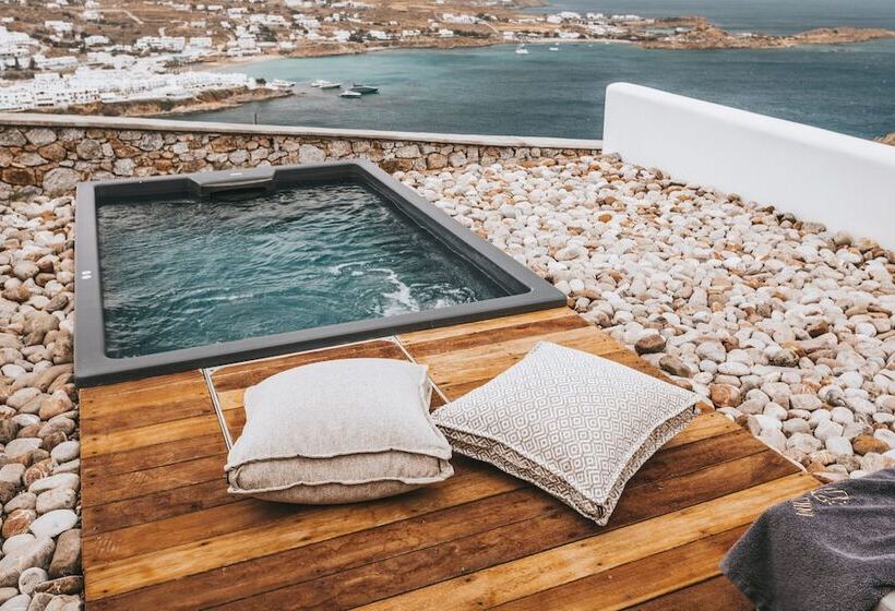 Deluxe Suite Sea View, Alissachni Mykonos