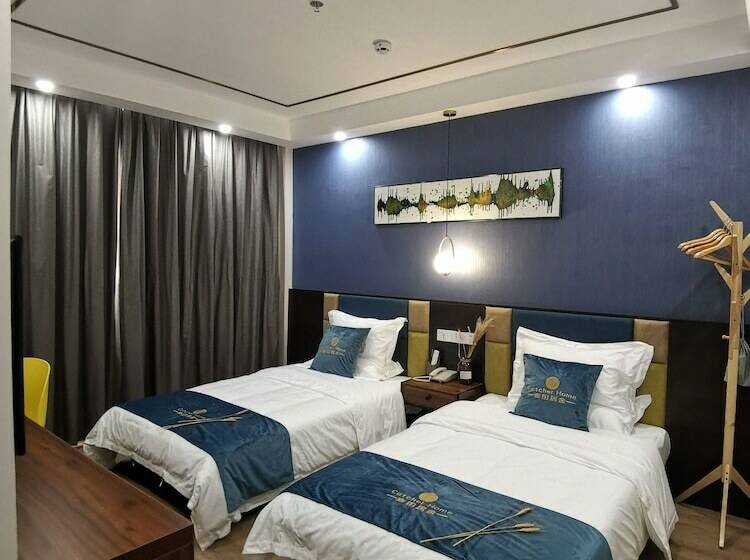 اتاق استاندارد, Catcher Home