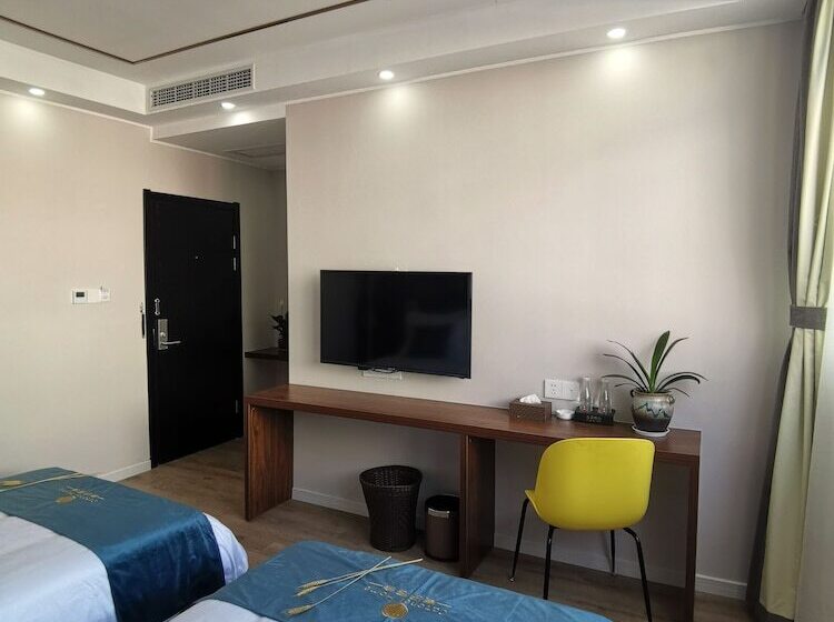 اتاق استاندارد, Catcher Home