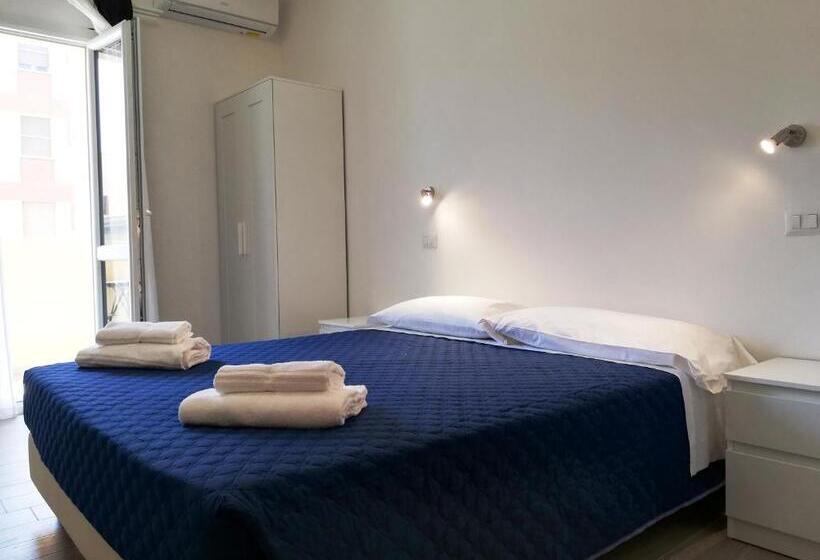 اتاق استاندارد سه تخته با بالکن, Domo Alghero Centro