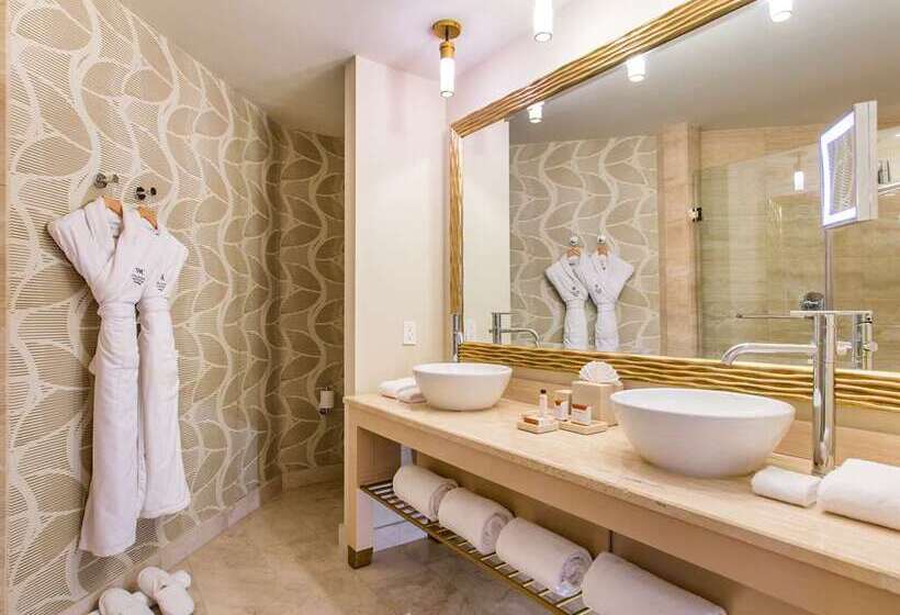 اتاق لوکس, Doubletree By Hilton Doha  Al Sadd