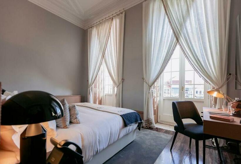 سوییت لوکس, Torel Palace Porto