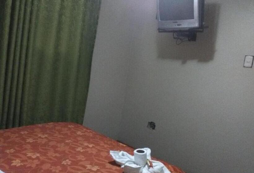 اتاق عادی, Hostal Jara