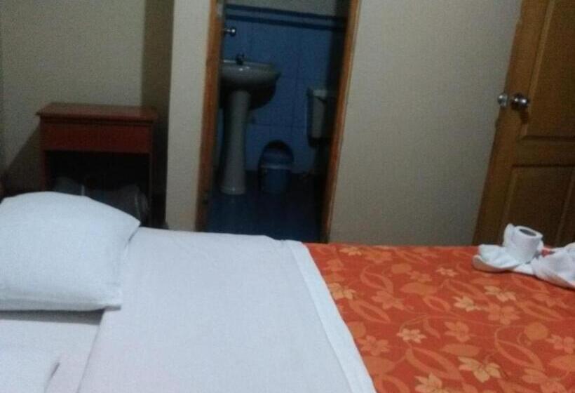 اتاق عادی, Hostal Jara