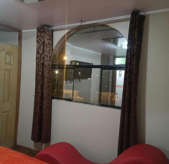 اتاق استاندارد یک نفره, Hostal Jara