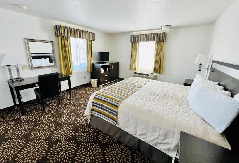 Chambre Deluxe King Size, Court Plaza Inn & Suites Of Mackinaw