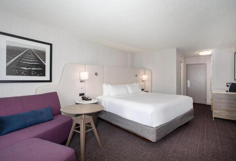 اتاق استاندارد با تخت بزرگ, Crowne Plaza Kansas City Downtown, An Ihg