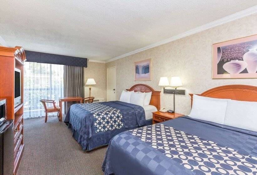 Standard Room 2 Double Beds, Days Inn By Wyndham Los Angeles Lax/venicebch/marina Delray