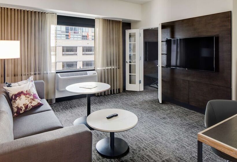 Suíte Premium, Doubletree Jersey City