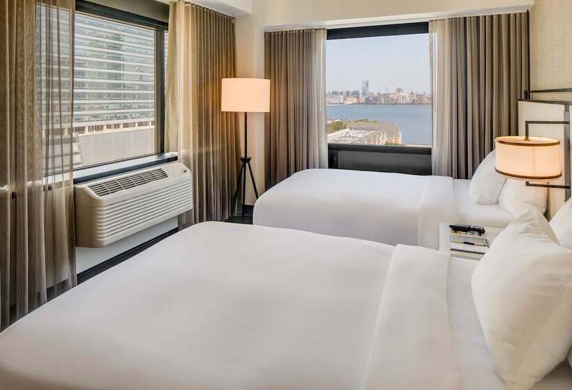 Suíte Premium, Doubletree Jersey City