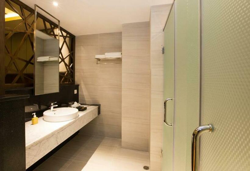 اتاق استاندارد با تخت بزرگ, Dtx Hotel Nha Trang