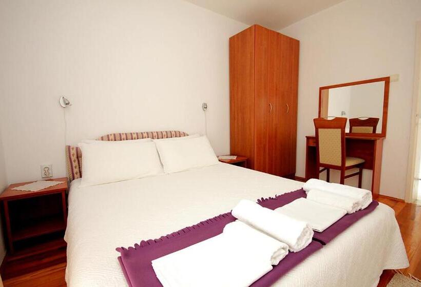 آپارتمان 2 خوابه با تراس, Guesthouse Drašković