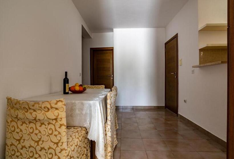 اتاق خانوادگی, Guesthouse Drašković