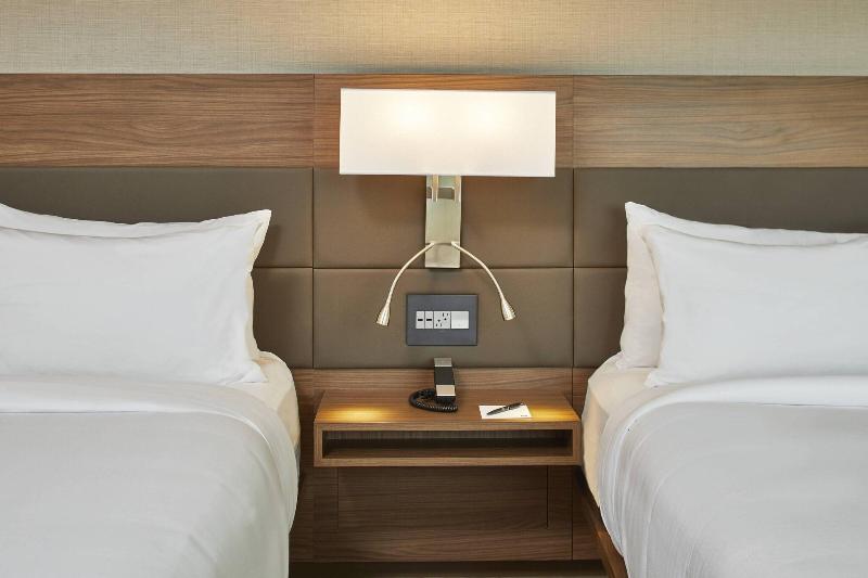 اتاق استاندارد با تخت بزرگ, Ac  By Marriott Atlanta Airport Gateway
