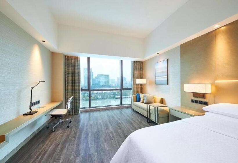 اتاق لوکس با تخت بزرگ, Four Points By Sheraton Jiaxing
