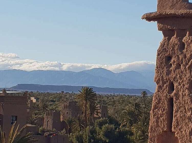 اتاق استاندارد چهار تخته, Gite Kasbah La Palmeraie