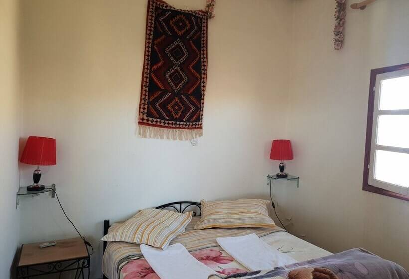 اتاق استاندارد چهار تخته, Gite Kasbah La Palmeraie