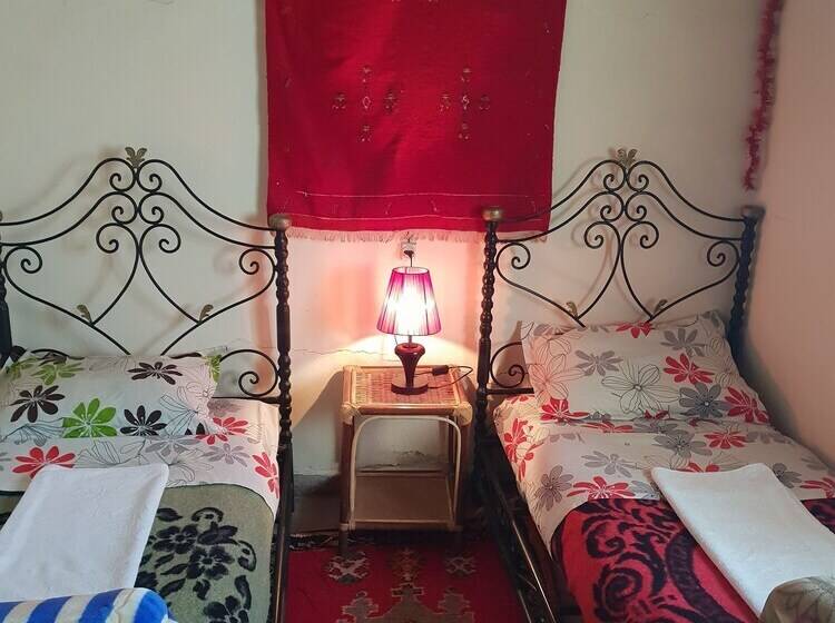 اتاق استاندارد چهار تخته, Gite Kasbah La Palmeraie