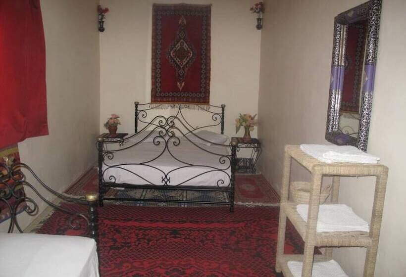 اتاق استاندارد چهار تخته, Gite Kasbah La Palmeraie