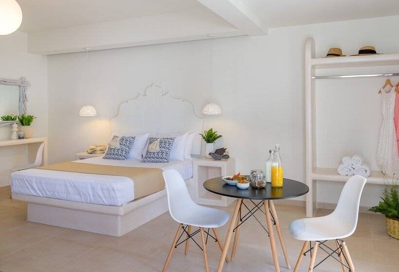اتاق استاندارد چهار تخته, Sweet Home Naxos