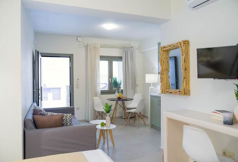 اتاق استاندارد, Sweet Home Naxos