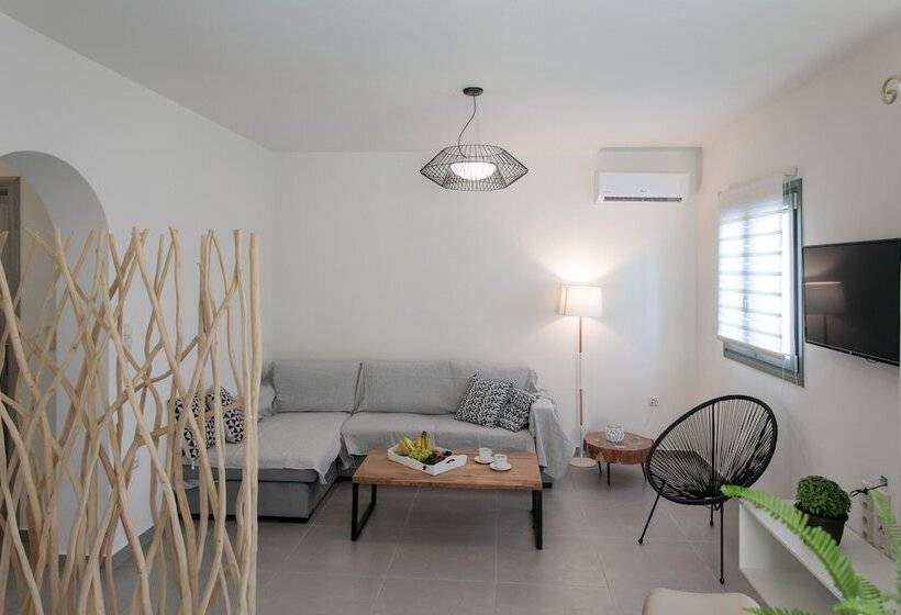 آپارتمان 3 خوابه, Sweet Home Naxos