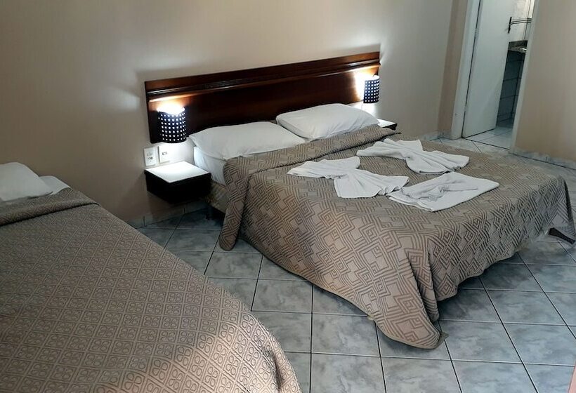اتاق استاندارد سه نفره, Pousada Caminho Da Praia