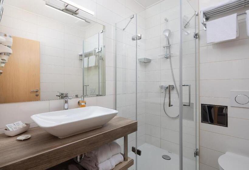 استودیوی استاندارد با چشم‌انداز دریا, Aparthotel Flora