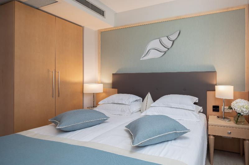 آپارتمان 1 خوابه با چشم‌انداز دریا, Aparthotel Flora