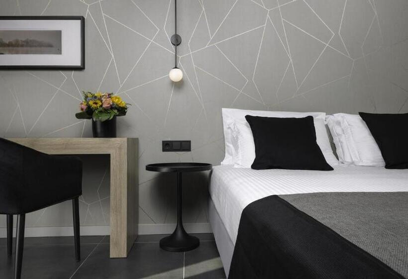مجموعه ویستا شهر, Azur Suites