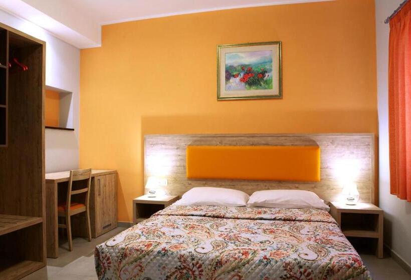 اتاق خانوادگی, La Casa Di Nonno Giulio