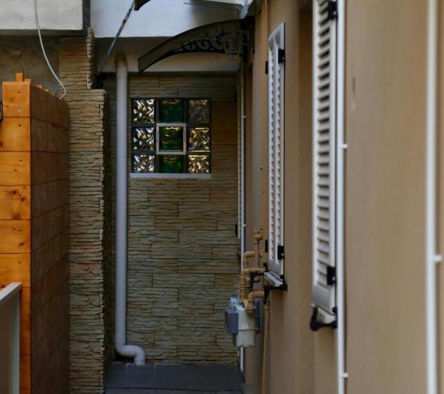 اتاق لوکس, La Casa Di Nonno Giulio