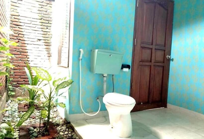اتاق استاندارد با تخت بزرگ, Besar Bulan Baru   Senggigi