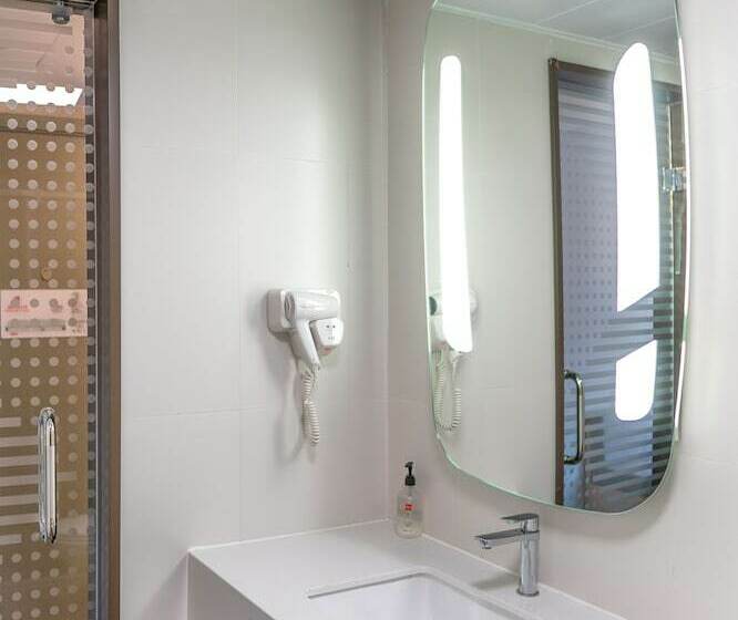 اتاق کلاس بیزنس, Ibis Taiyuan Qinxian Street