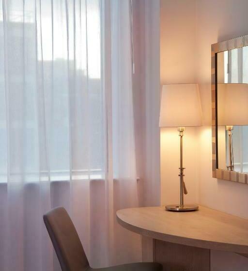 اتاق استاندارد, Hampton by Hilton Leeds City Centre
