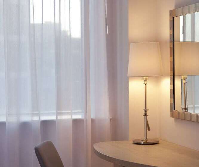 اتاق استاندارد, Hampton by Hilton Leeds City Centre