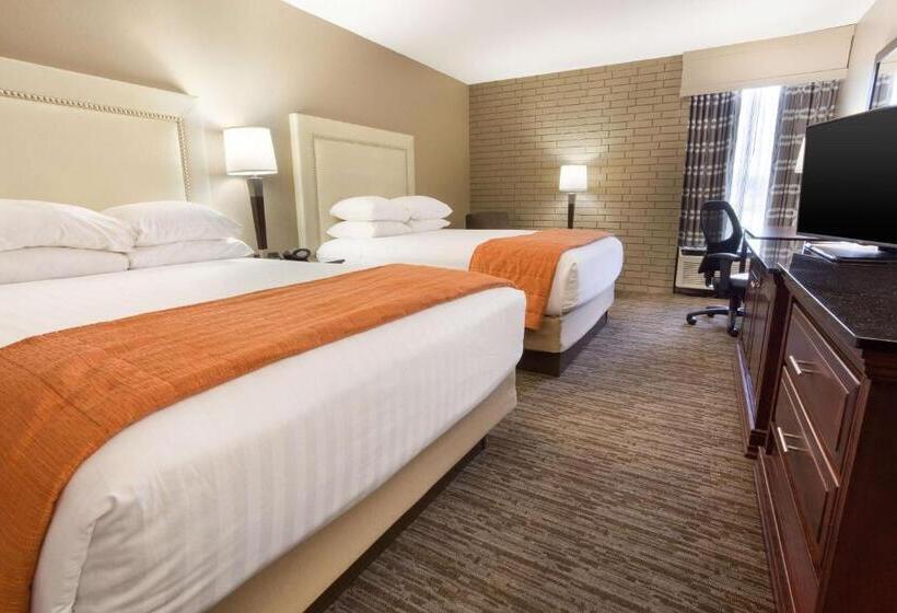 Chambre Supérieure Adaptée aux Personnes à Mobilité Réduite, Drury Inn & Suites Greensboro