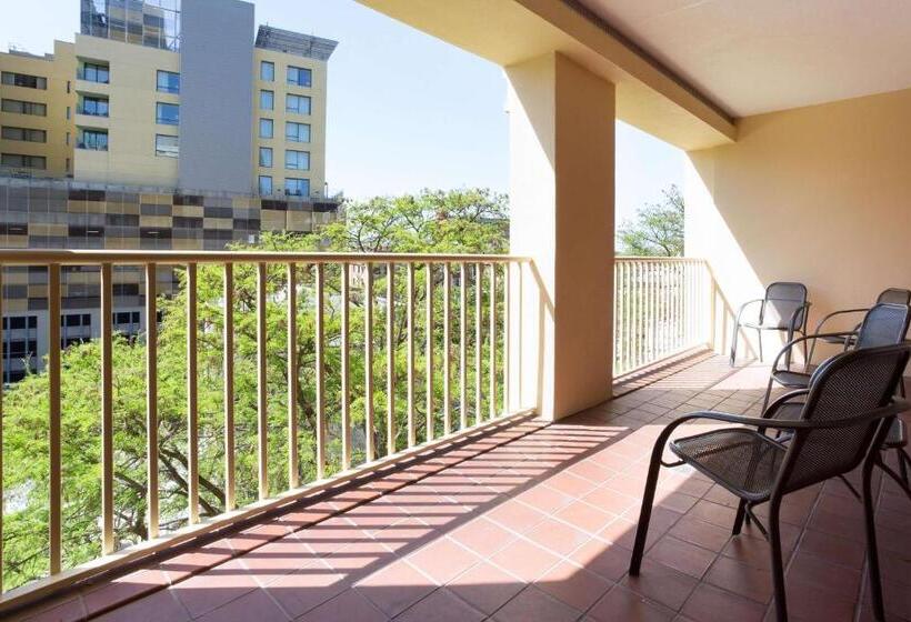 Chambre Deluxe avec Terrasse, Drury Inn & Suites San Antonio Riverwalk