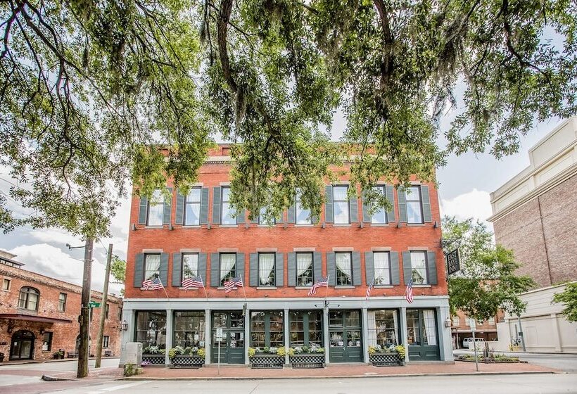 اتاق لوکس, East Bay Inn, Historic Inns Of Savannah Collection