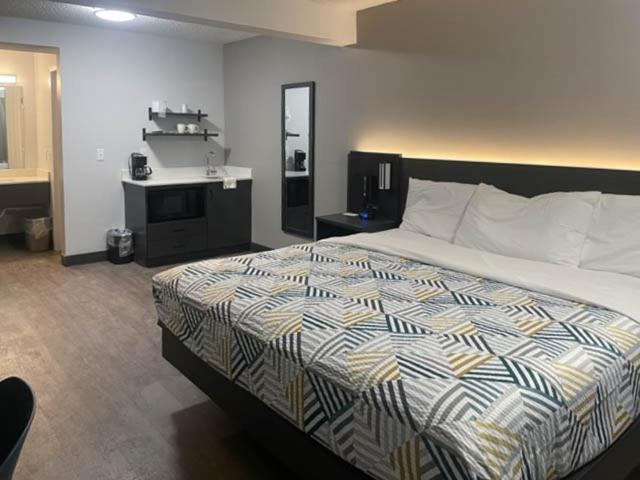 اتاق استاندارد با تخت بزرگ, Studio 6 Rock Springs Wy Flaming Gorge