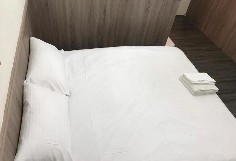 اتاق لوکس, 戀愛逢甲
