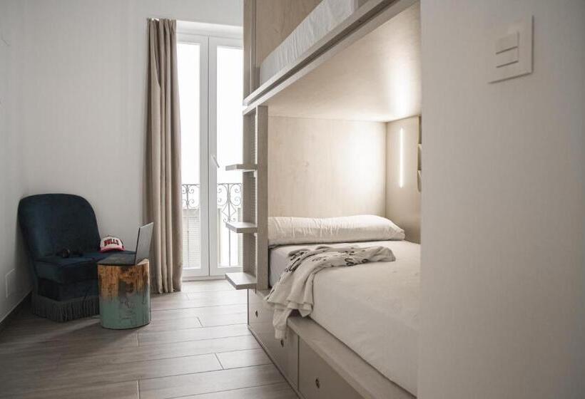 اتاق استاندارد با تخت‌های تاشو, Room007 Salvador Hostel