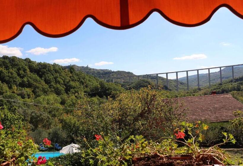 اتاق استاندارد با تخت بزرگ, Casale Santilli