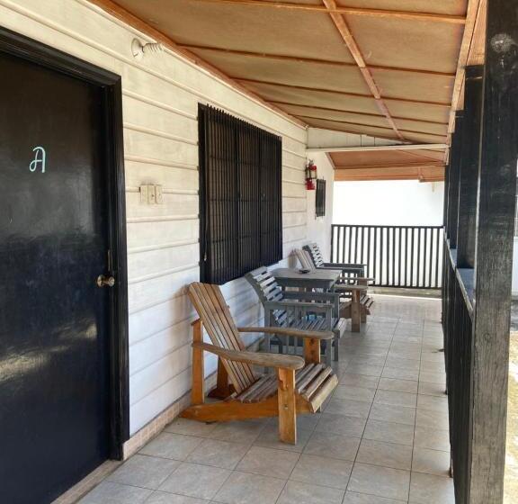 اتاق استاندارد سه نفره, Westport Cottage