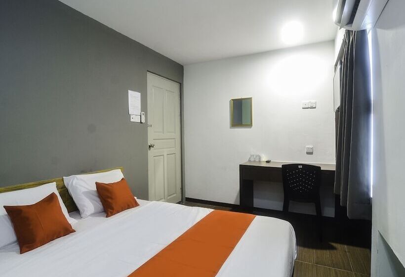 اتاق لوکس, Oyo 89465 Golden Lounge