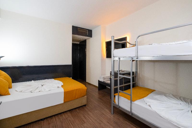 スタンダードトリプルルーム, B&b Hotel Rostock Hafen
