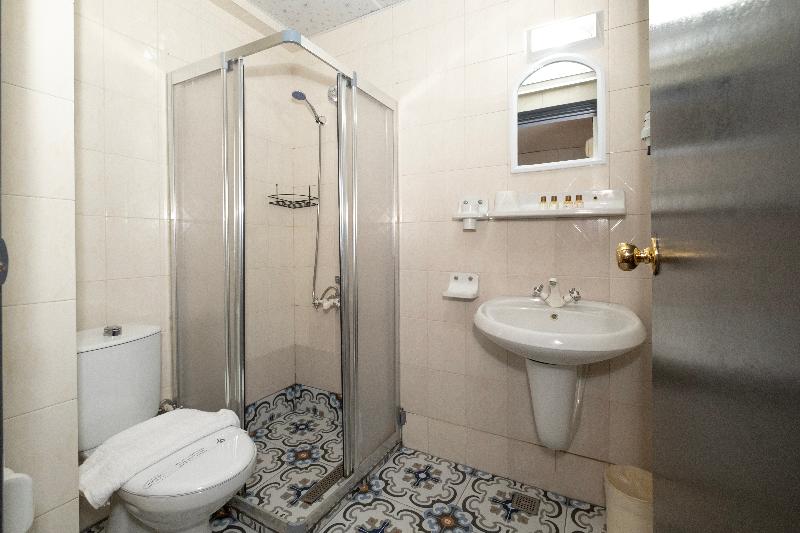スタンダードトリプルルーム, B&b Hotel Rostock Hafen
